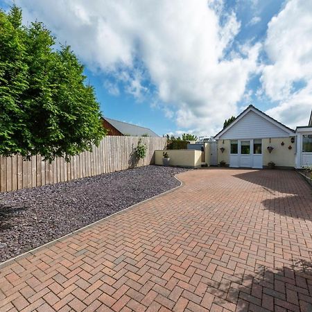 Y Villa Mor Llanarth  外观 照片